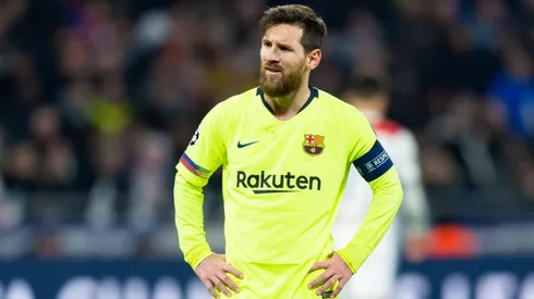 SIN RESPUESTAS. Lionel Messi y la descripción gráfica de Lyon-Barcelona (Foto: Getty).