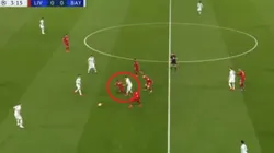 Dura acción de Sadio Mané.