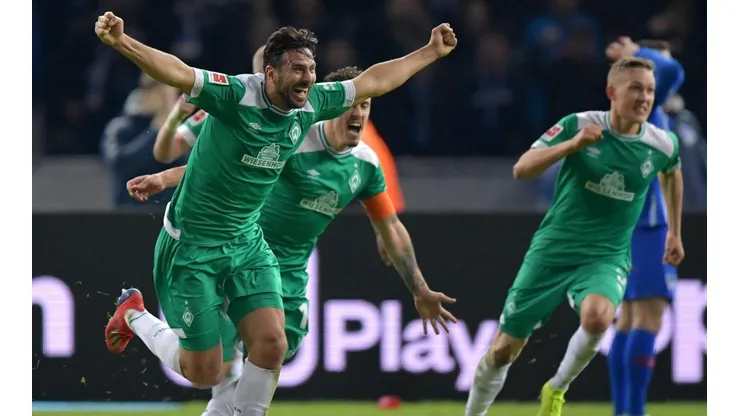 Pizarro fue elegido en el once ideal de la última fecha de la Bundesliga