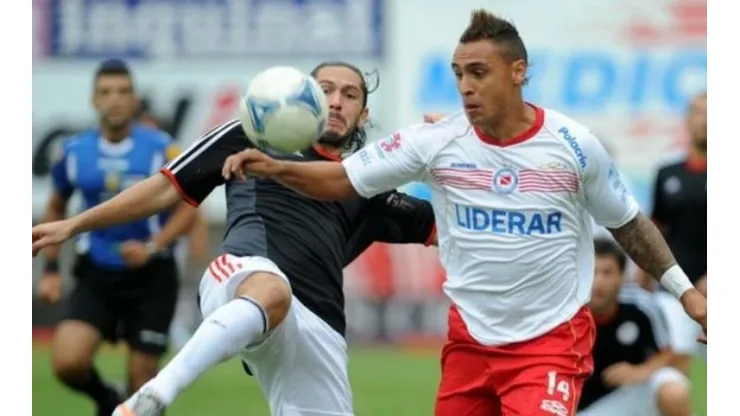 Argentinos Juniors vs Estudiantes de La Plata por la Superliga.