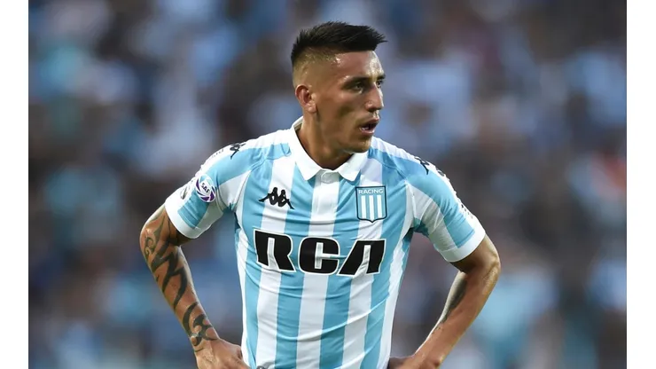 Aunque lo bajaron a la reserva, Centurión no para de tocar fondo
