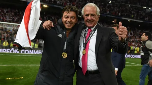 Gallardo quedó tan caliente tras el partido ante Banfield que le pegó hasta a D'Onofrio