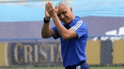 Lo tomó con humildad: Ex DT de Sporting habló luego de su salida del club