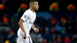 Mbappé y una curiosa camiseta.