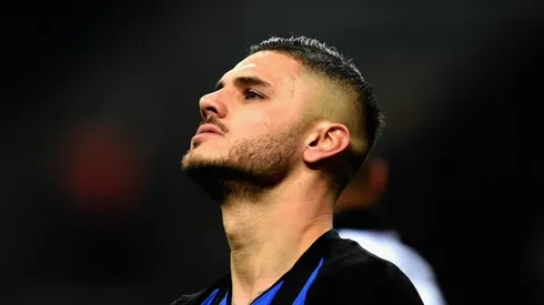 SIN RESPUESTAS. Mauro Icardi perdió la capitanía y la titularidad en una semana (Foto: Getty).