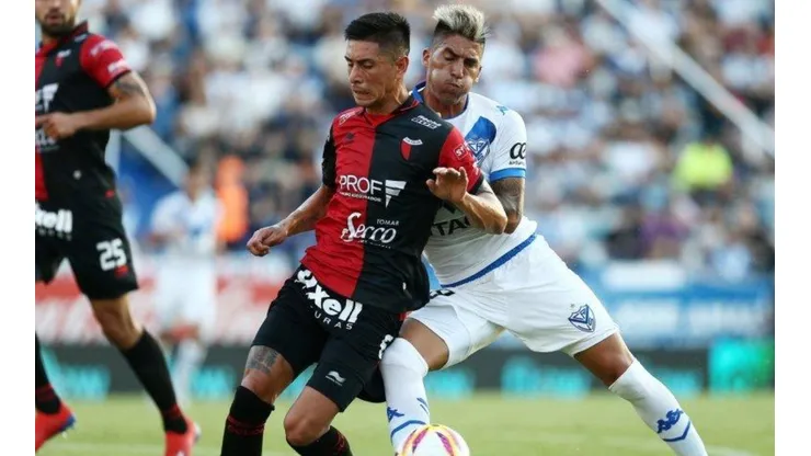 Reparto de puntos entre Vélez y Colón.