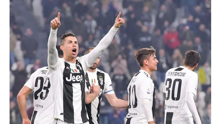 SIUUU. Cristiano Ronaldo dedica a la afición su gol contra Frosinone (Foto: Getty).