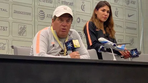 Herrera defendió a Nico Castillo.