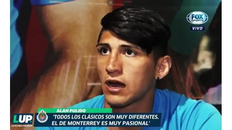 Pulido lanzó varios dardos contra el Atlas.