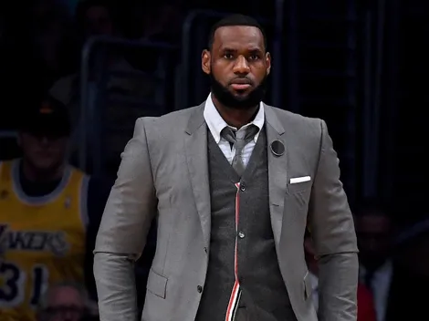 LeBron James asegura que será dueño de un equipo y Magic Johnson lo apoya