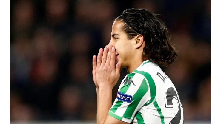 En Francia están más enamorados que nosotros de Lainez: lo apodaron "el Messi mexicano"