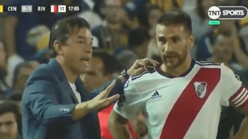 El detalle que nadie te mostró: la reacción de Gallardo y Ponzio al gol de Quintero