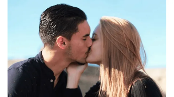 Eustáquio subió una tierna foto junto a su pareja.