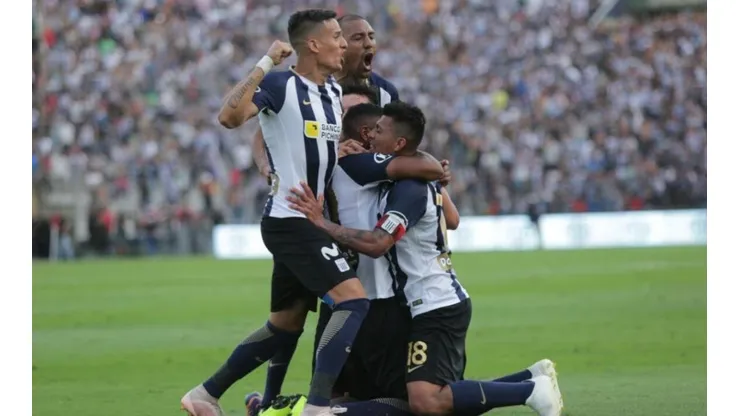 Alianza Lima vs Sport Boys por el Descentralizado.