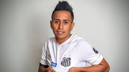 Asume la responsabilidad: Cueva fue presentado como jugador del Santos