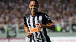 Atlético Mineiro tuvo dos caras pero clasificó.