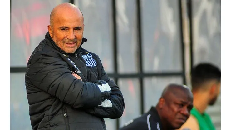De todo menos puntería tuvo el Santos de Sampaoli en su debut