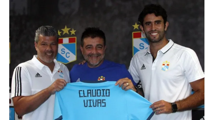No hay tiempo que perder: el primer objetivo que Vivas se impuso como nuevo DT de Sporting Cristal
