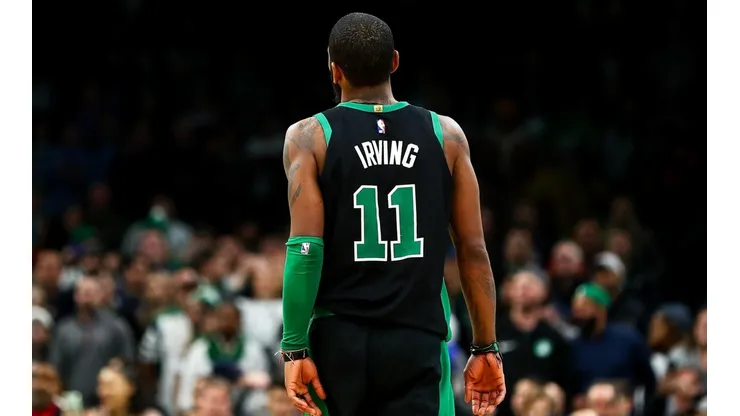 Kyrie Irving podría dejar los Celtics porque sus jugadores no se llevan bien
