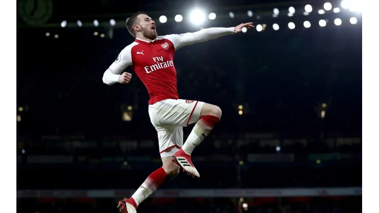 Aaron Ramsey festejando un gol en Arsenal.
