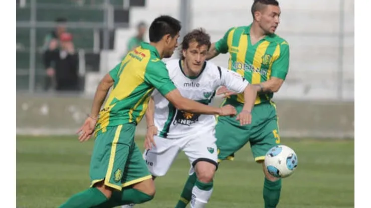 Aldosivi vs San Martín de San Juan por la Superliga.