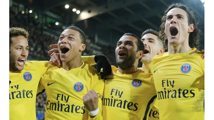 Cavani no jugará ante Manchester United en la Champions League