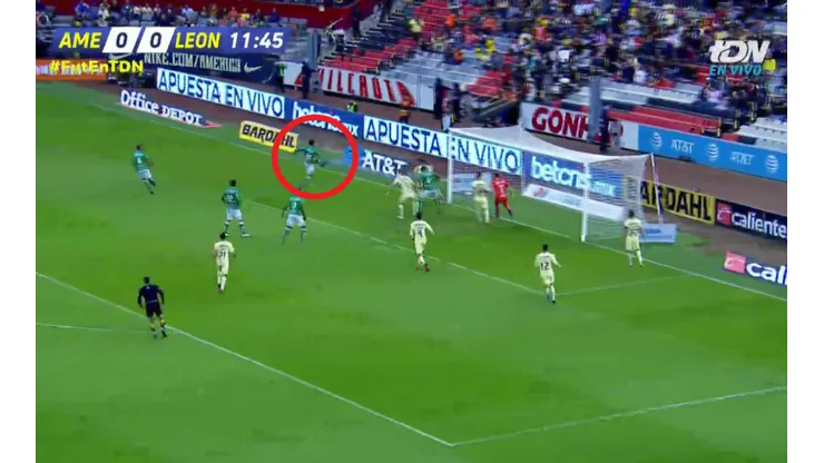 El León sorprende al América.