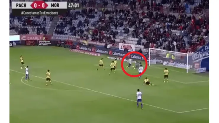 Sosa evitó el gol del Pachuca.