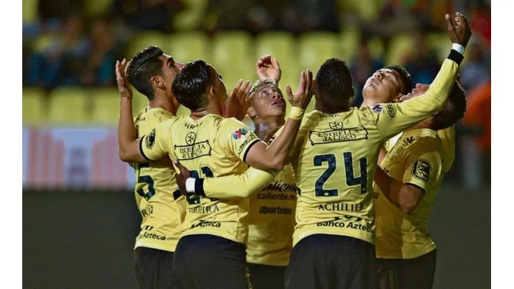 Orgullo puro: dos peruanos aparecen en el once ideal de la jornada 5 de la Copa MX