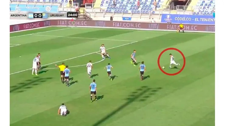 Golazo de Moreno para el 1 a 0.