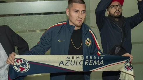 Nico Castillo, picante: aquellas viejas fotos en contra de América y el Clásico que se viene en CU