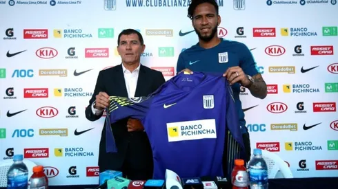 Más contentos imposible: desde la Selección de Perú aprueban inmensamente la llegada de Gallese a Alianza