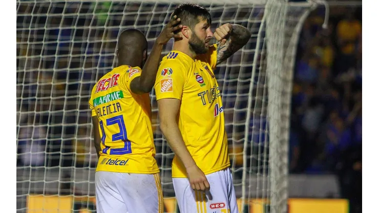 Gignac realizó un hermoso gesto.