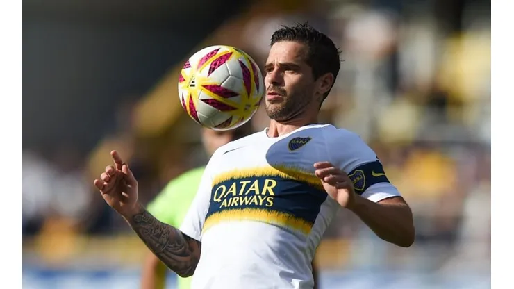 Gago, cerca de rescindir con Boca.