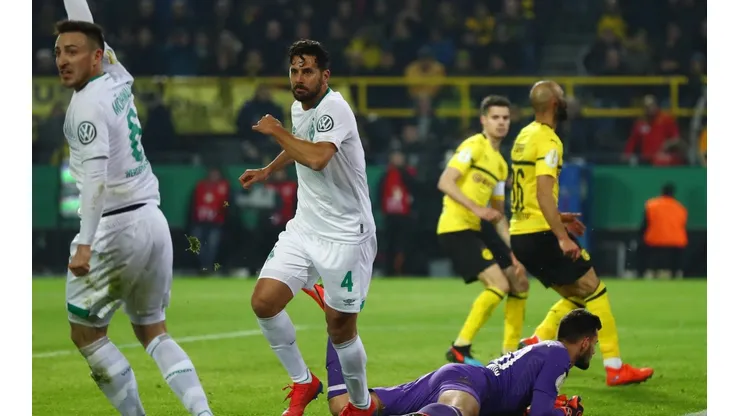 Inoxidable: así fue el golazo de Pizarro para el Werder Bremen