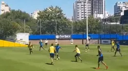 Foto del taco de Mauro Zárate en la práctica de Boca.