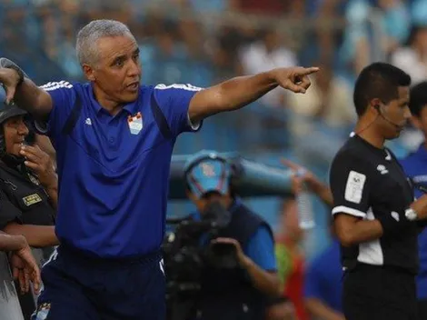 Papelón: a menos de un mes de haber asumido, Alexis Mendoza dejó de ser DT de Sporting Cristal