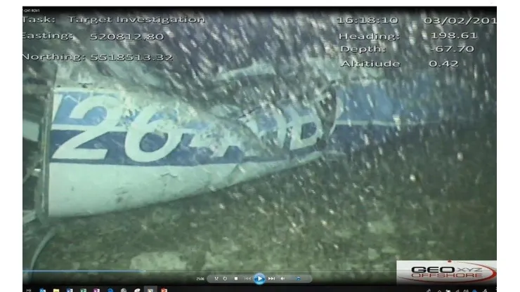 Conmoción: encontraron un cuerpo en el avión que viajaba Emiliano Sala