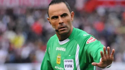 Lunati se volvió loco en Twitter por el penal que le dieron a Vélez contra River