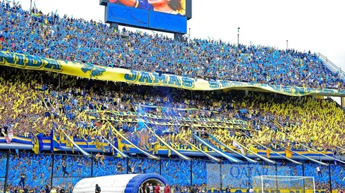 Foto de La Bombonera en la final ante River