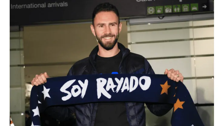 Feliz de la vida: El primer tuit de Layún como jugador de Rayados