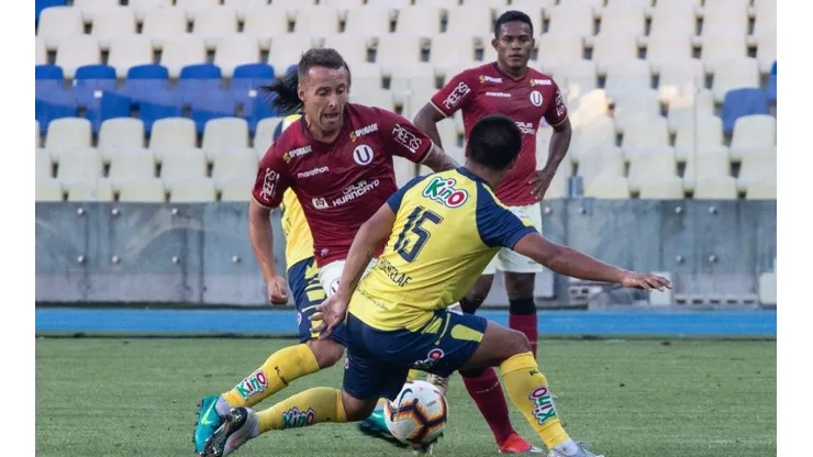 Universitario vs Universidad Concepción