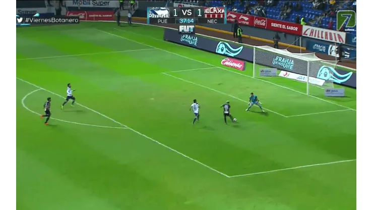 Gran definición de Brian para el segundo del Necaxa.