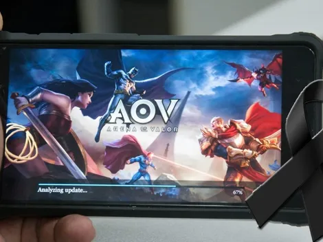 Gamer muere al caer de un cuarto piso por buscar señal para jugar