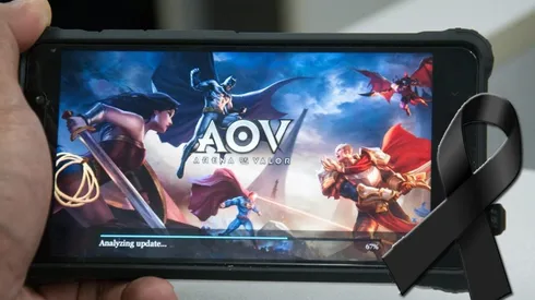 Gamer muere al caer de un cuarto piso por buscar señal para jugar