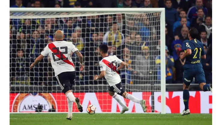 Gol de Martínez en la final ante Boca.