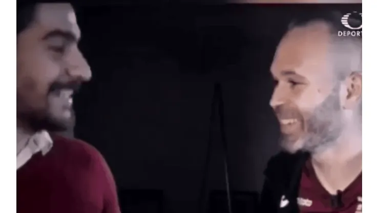 Iniesta tuvo una divertida charla con Joe García.