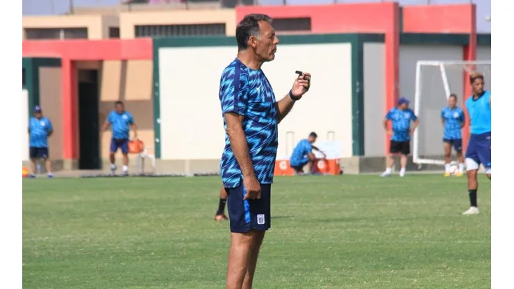 Lo tendría definido: el once de Russo para hacer brillar a Alianza Lima en la Noche Blanquiazul