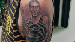 Es un capo: metió foto junto a la Copa Argentina que ganó Central y después se tatuó a él mismo