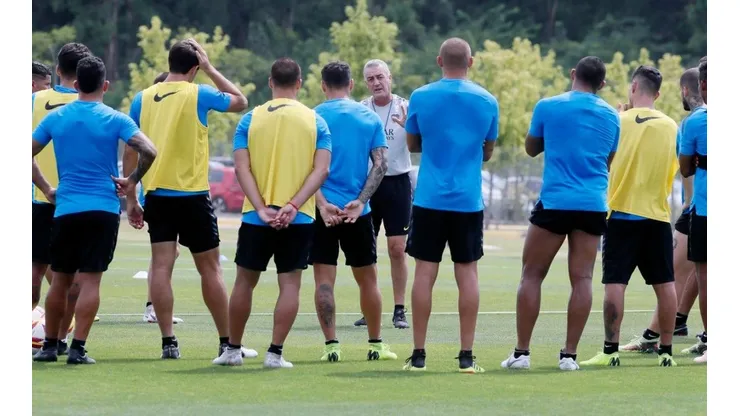¿Libera cupo? Uno de los extranjeros de Boca dejó el entrenamiento